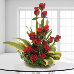 The Sweet Surprises 15 Red Roses