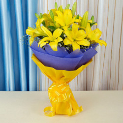 Sunshine Flowers 6 Yellow Lilies