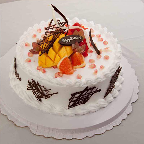 Pineapple With Fruits Cake Half Kg